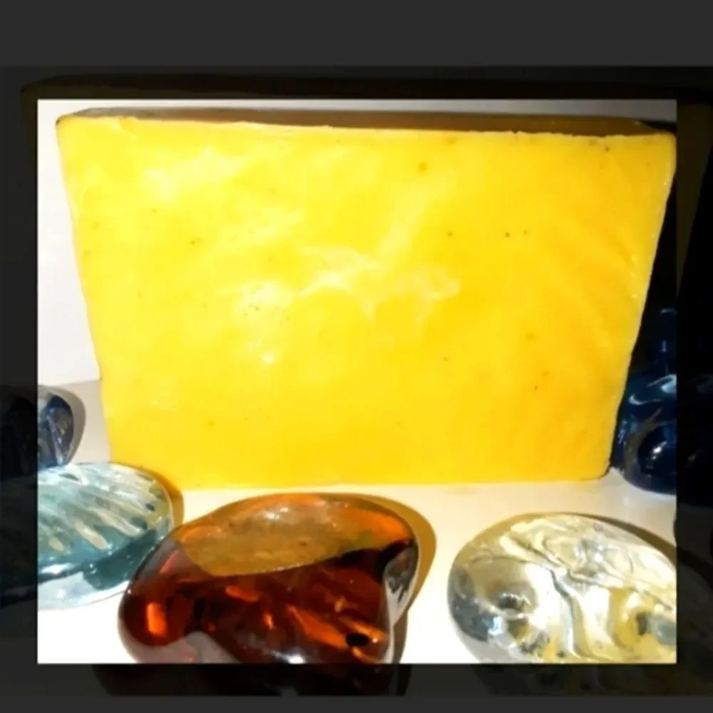 𝅺HAND CRAFTED Orange Bright Soap Bar LIMITED EDITIO